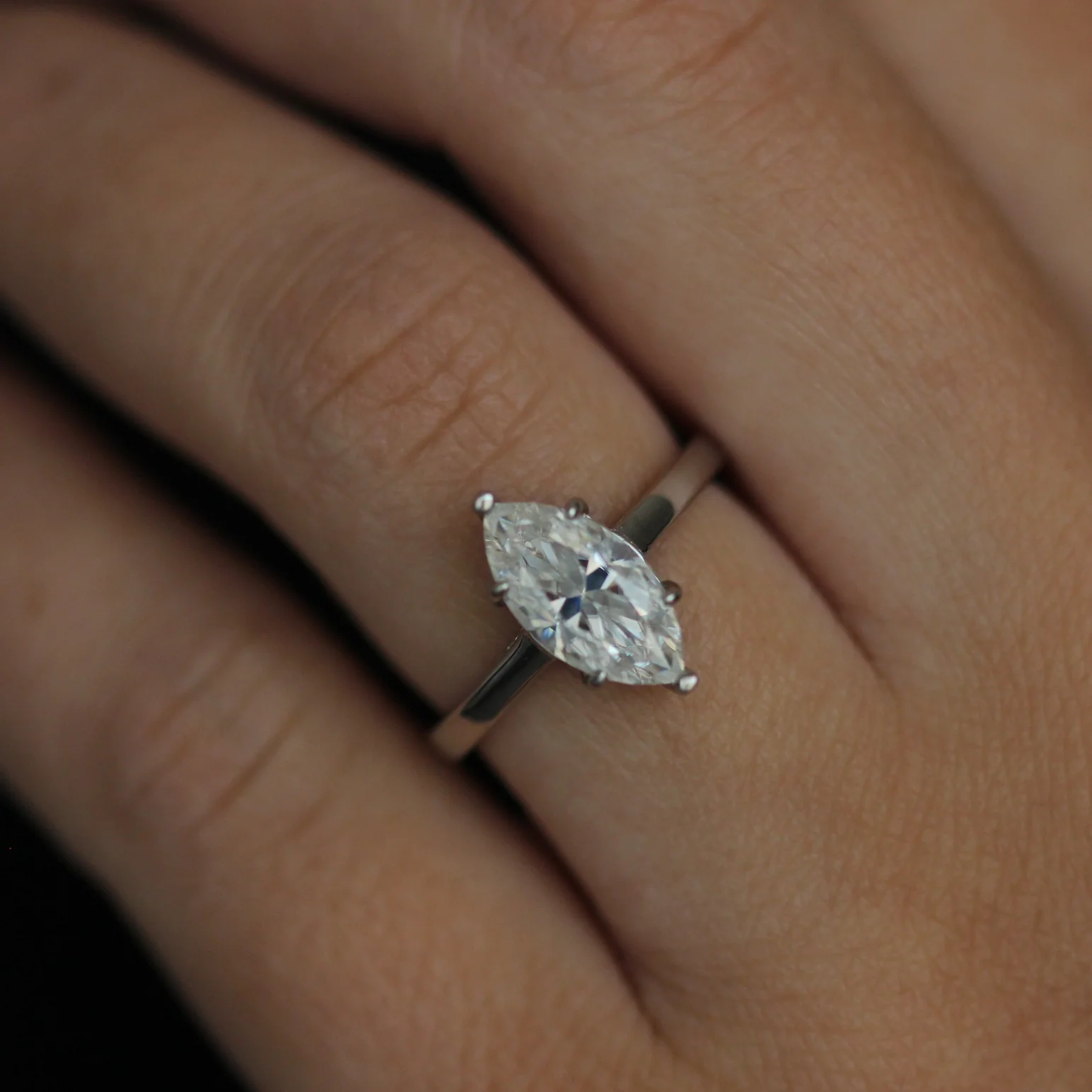 Girona 2 Ct Marquise Moissanite Ring - Image 4