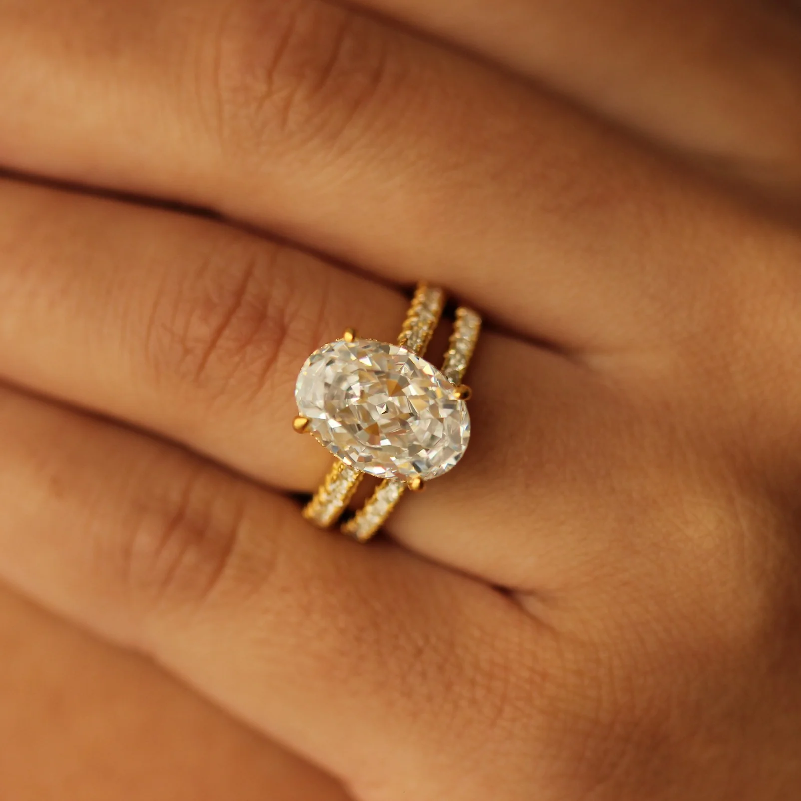 18k Half Eternity Pavé Gold Ring 1.8mm - Image 5