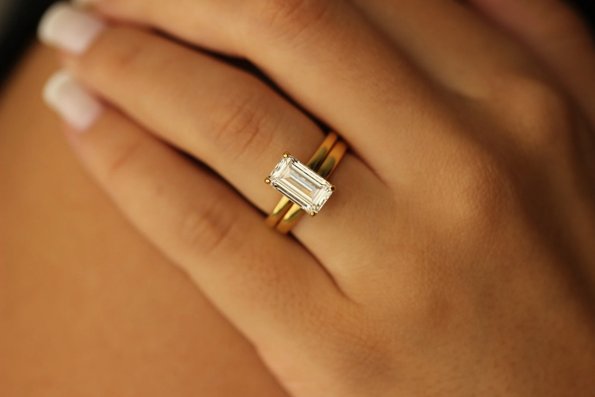 Olympia Emerald Gold Ring - Image 3