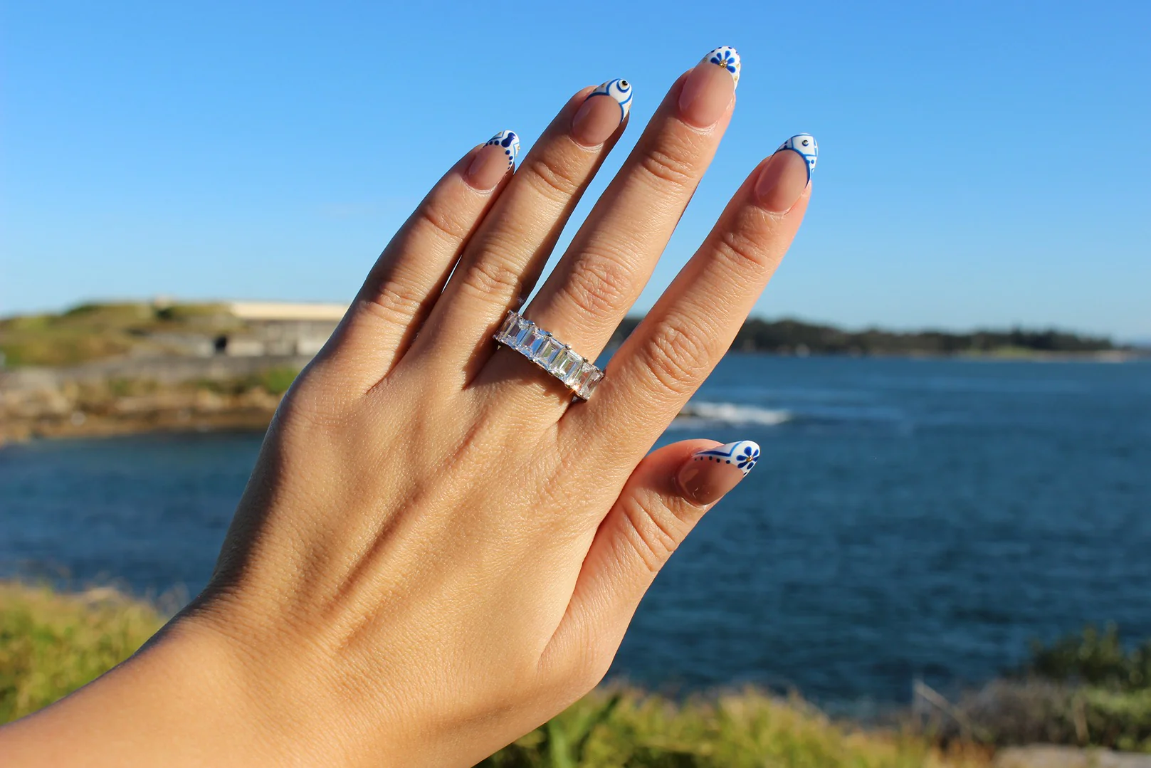 Salzburg Emerald Eternity Ring - Silver - Image 7