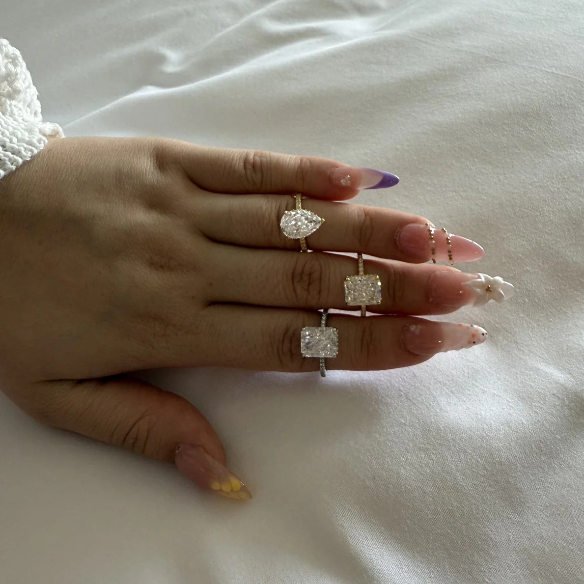 Varenna Rectangle Ring - Gold - Image 8